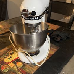 Kitchen Aid Mixer Artisan Mini for Sale in Costa Mesa, CA - OfferUp