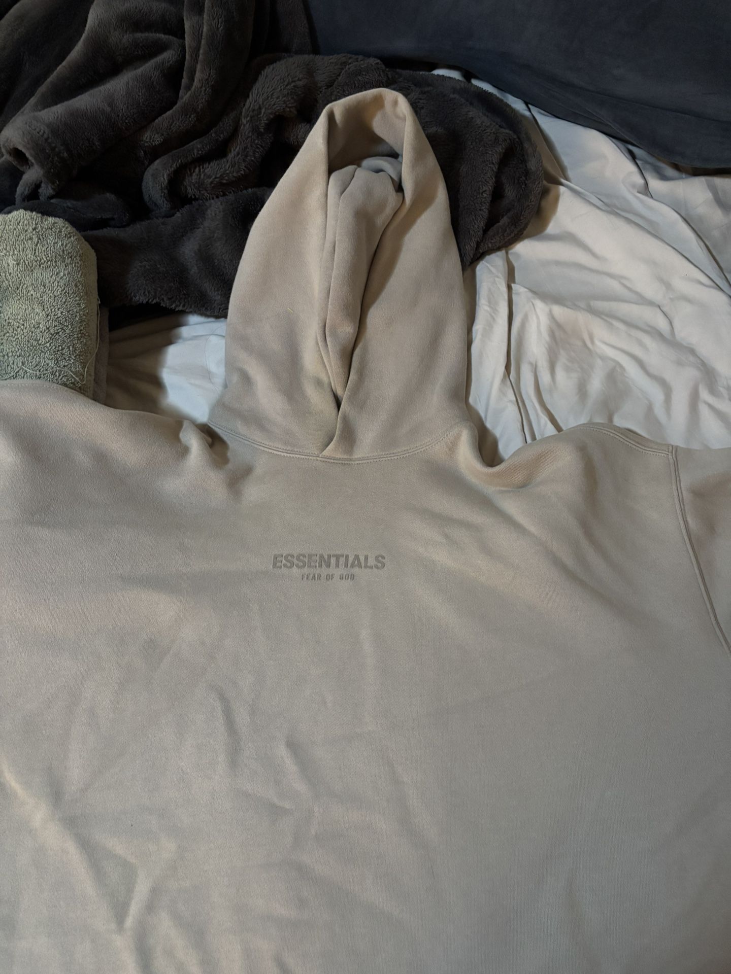 Essential Hoodie