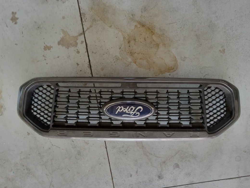 Ford Ranger Grill.