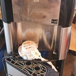 Water Dispenser 