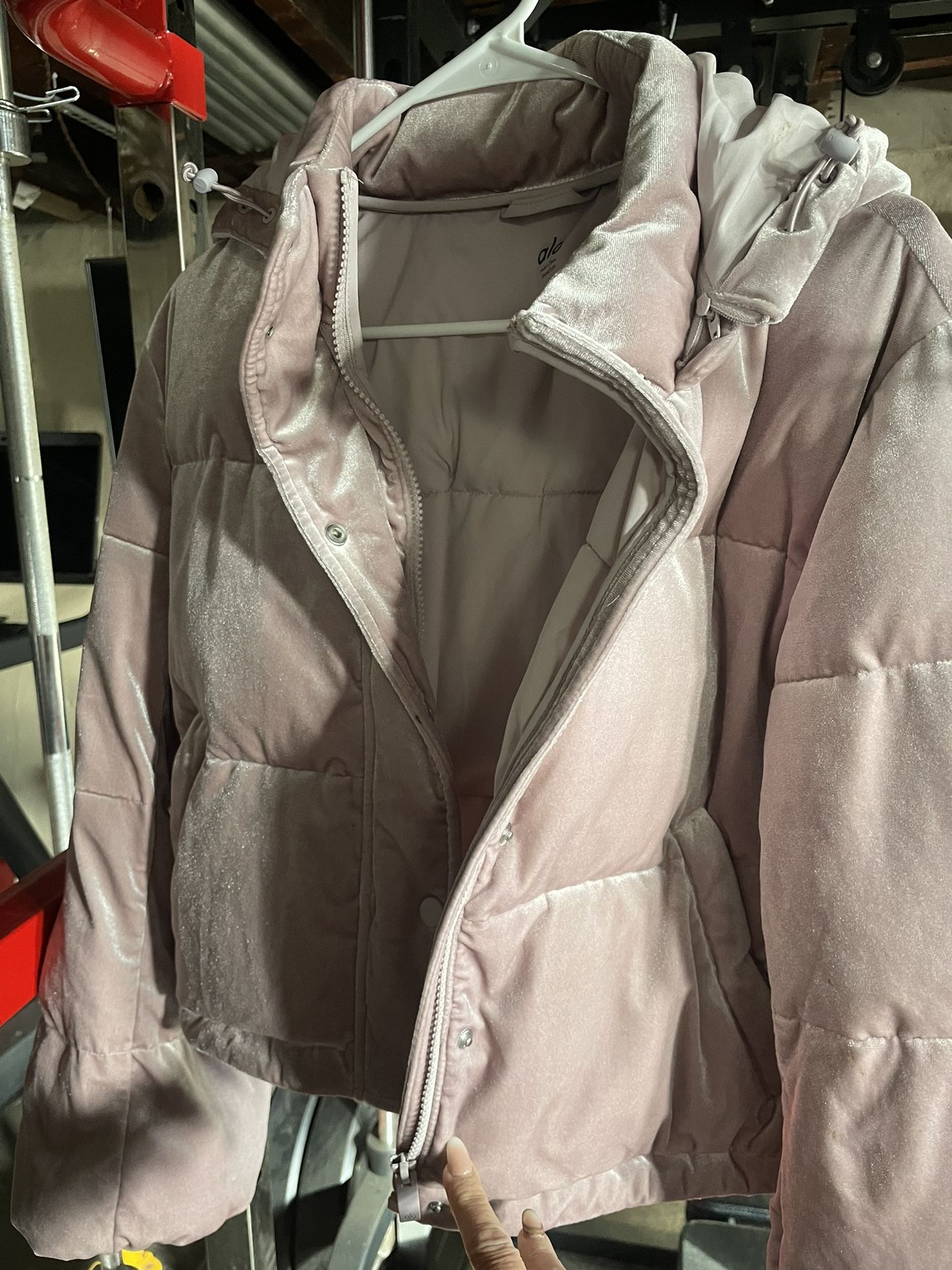 Alo Puffer Jacket Size Small Pink