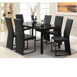 4 Piece Dining Room Table Set