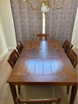 Dinning table