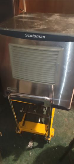 Scotsman Commercial Ice Machine