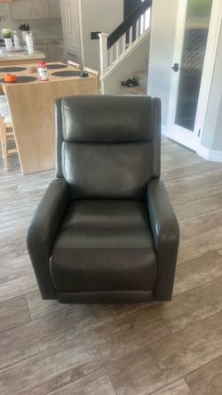 Leather recliner