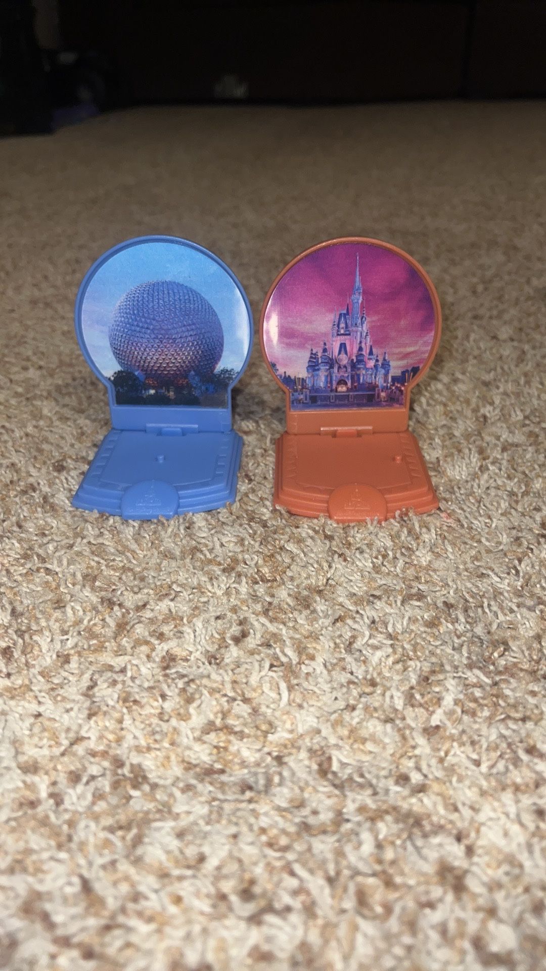 2021 McDonalds Walt Disney World 50th Anniversary Happy Meal Bases. Epcot & magic kingdom