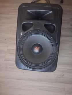 Mr DJ  PA speaker