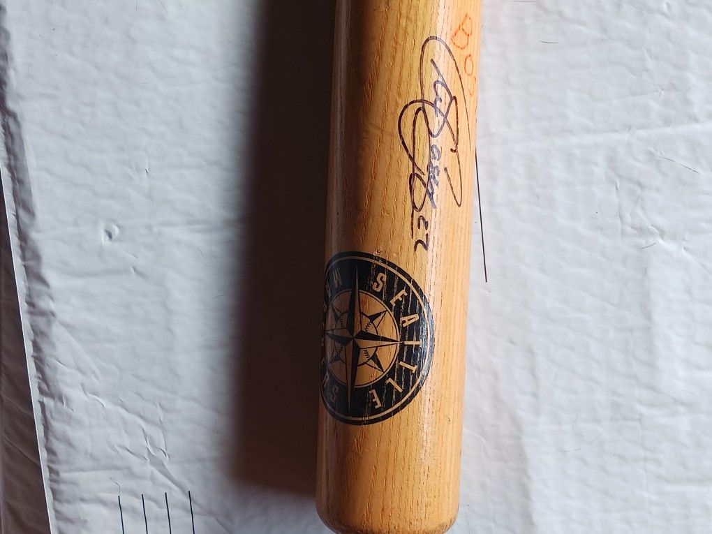 Signed Mariners Official Baseball Bat