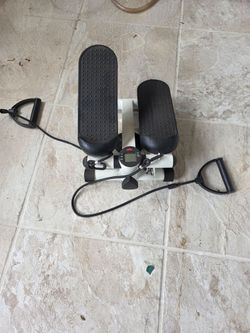 mini stepper with resistance bands