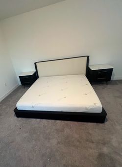 Modern Platform Bed Frame with Upholstered Headboard