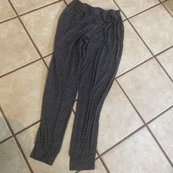 Woman’s Sleep Pants Lounge Or Joggers Size Medium By Marilyn Monroe 