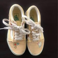 TENNIS VANS NUEVOS DE NIÑAS 