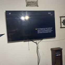 65 Inch Sony SMART HD LED TV COMES WITH ROKU!!