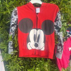 9/10 Mickey Mouse Sweater