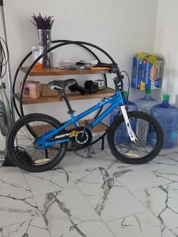 Kids bike
