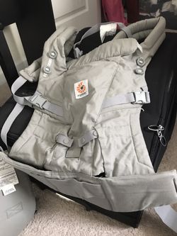 Ergobaby Carrier New