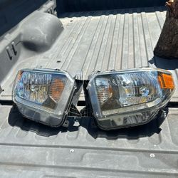 2014-2021 Original Tundra Headlights