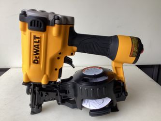 DeWalt 15° Coil Roofing Nailer 