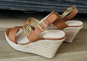 Women's Wedge Sandals. Excellent Condition. 2 pairs in Black & Brown Size 9. Tommy Hilfiger. See below Description :
