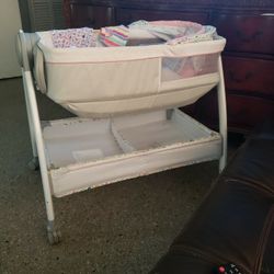 baby bassinet 