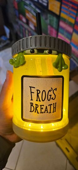 Frogs cup