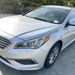 2016 HYUNDAI SONATA SE 4D