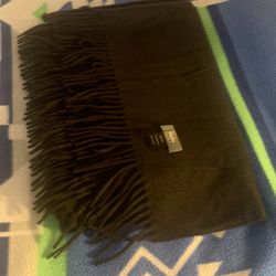 CLASSIC NEIMAN MARCUS CASHMERE WINTER NECK SCARF SHAWL WRAP BLACK SOFT 78”X28” EXCELLENT CONDITION 