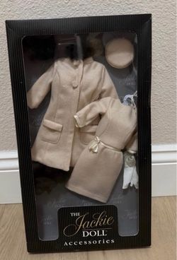 New vintage Franklin mint 15 inch doll clothes for Jackie Kennedy Onassis inauguration suit