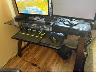 Computer desk
