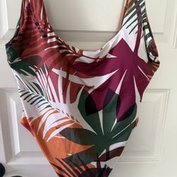 Vitamin A Women’s Swimsuit Size XXL