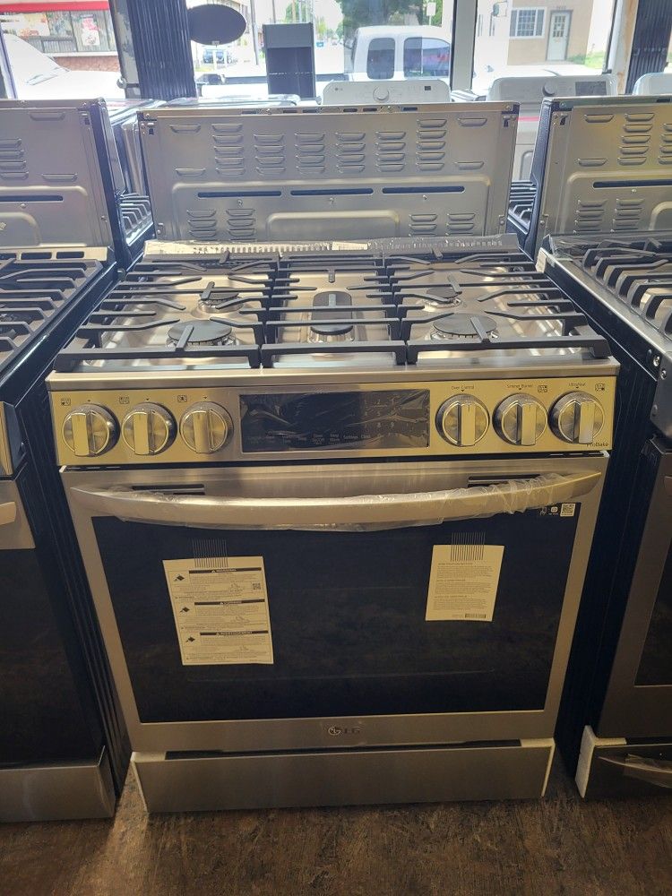 LG Slide In Scan To Cook InstaView Air Fry 6.3 CU. FT.