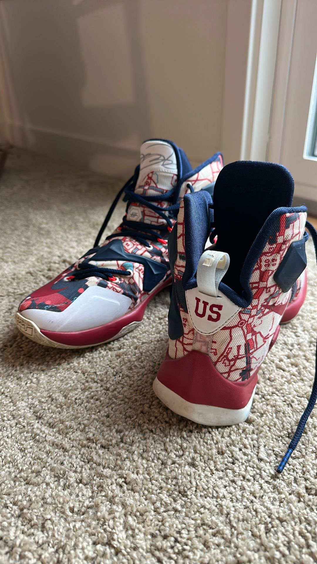 Nike -LeBron XIII - 9