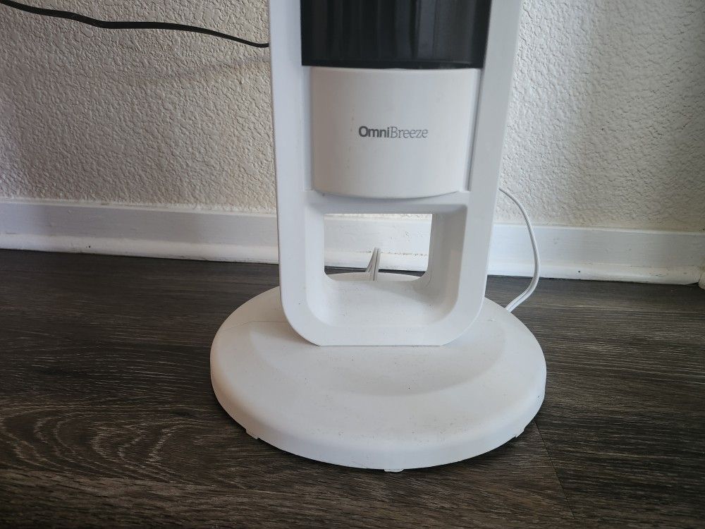 OmniBreeze Tower Fan