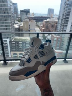 Jordan 4 military blue