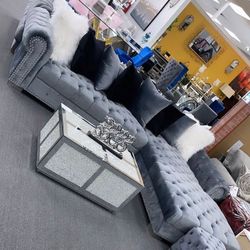 New Large Velvet Sectional 125x90 (black,blue,grey)