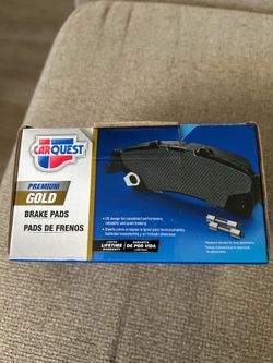 Brake Pads Carquest Gold Premium  GNAD1812C Brand New Need to Buy Hardware