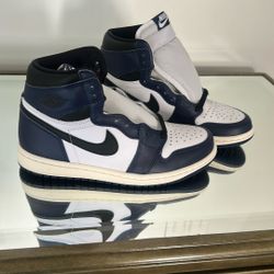 Shoes For Sale With Box Size 6 And 7 But In Black And Red And White