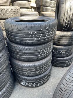 245/50R19 Pirelli run flat 245/50/19 set of matching 4 tires in great condition 375$ for 4 tires plus tax . Mount available but not included.  Wheel a