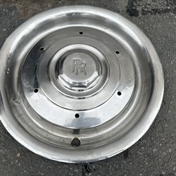 One 66-72 Rolls Royce hubcap. 15 inch