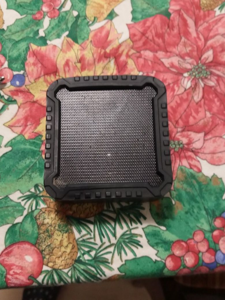 Bluetooth Speaker Insignia