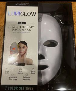 Lumiglow LED face mask