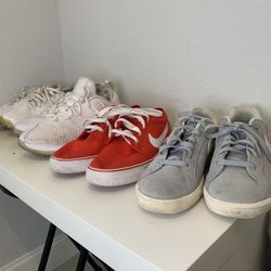 NIKE SNEAKERS LOT 4 Pairs(size 9/5-10)