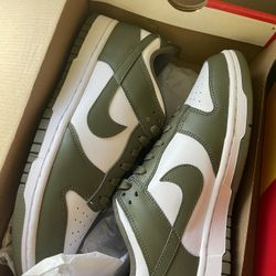 Nike Dunk Low Medium Olive size 9.5 women