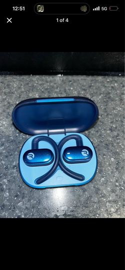 Raycon headphones