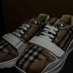 BURBERRY SHOES