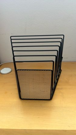 Black Metal Mesh Desktop File Organizer