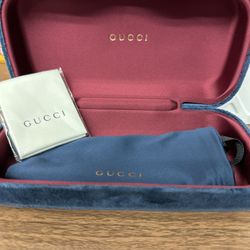 New Authentic Gucci Sunglasses Eyeglasses Case Blue Velvet Clamshell Case