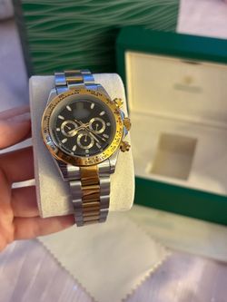 Luxurious Mens watch!!! (Box and bag)