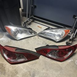 2012 Hyundai Genesis Front And Back Lights