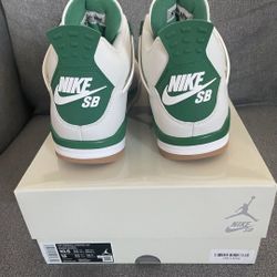 Air Jordan 4 Sb Pine Green